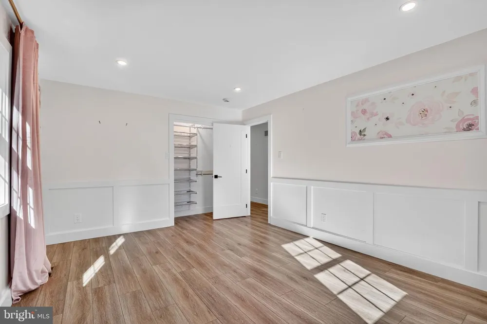 227 AUTUMN DRIVE Exton, PA 19341