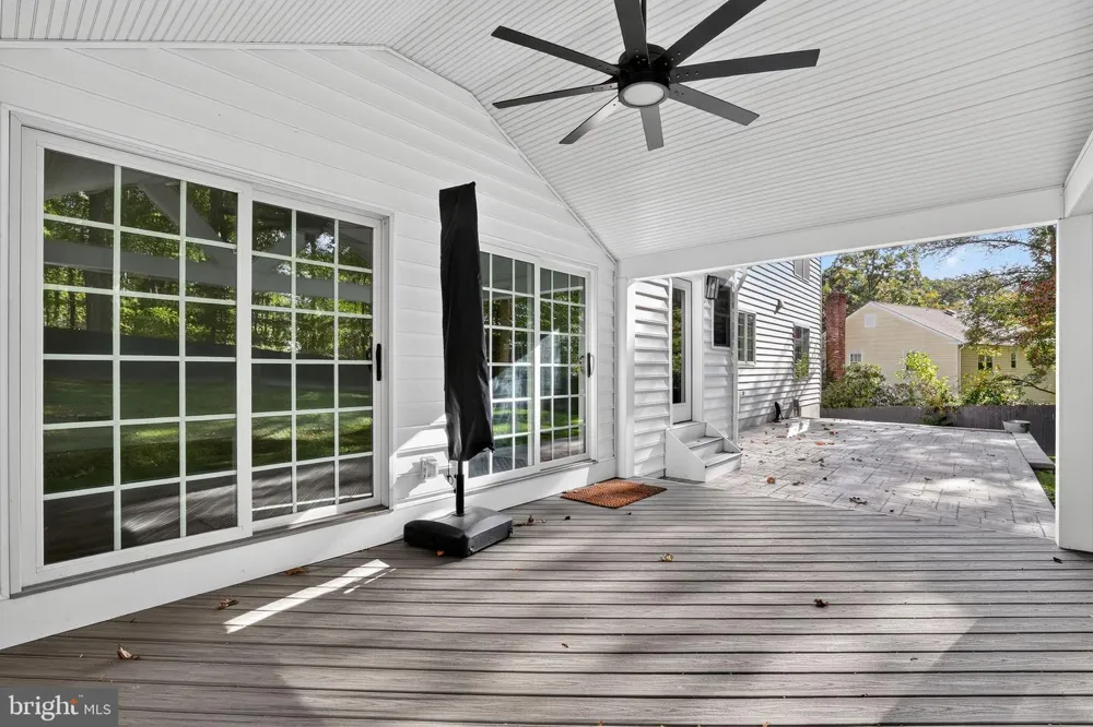227 AUTUMN DRIVE Exton, PA 19341