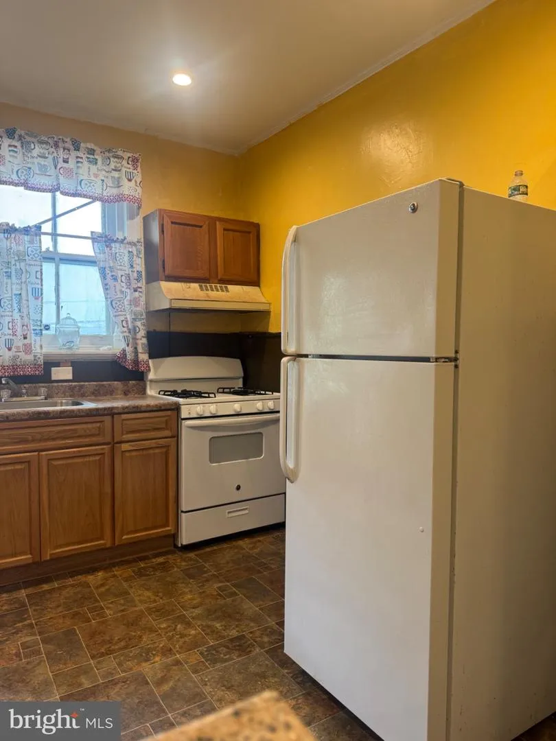 5403 THOMAS AVENUE Philadelphia, PA 19143