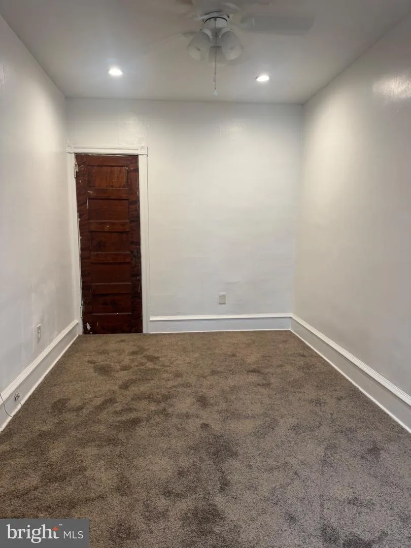 5403 THOMAS AVENUE Philadelphia, PA 19143