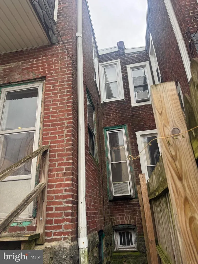 5403 THOMAS AVENUE Philadelphia, PA 19143