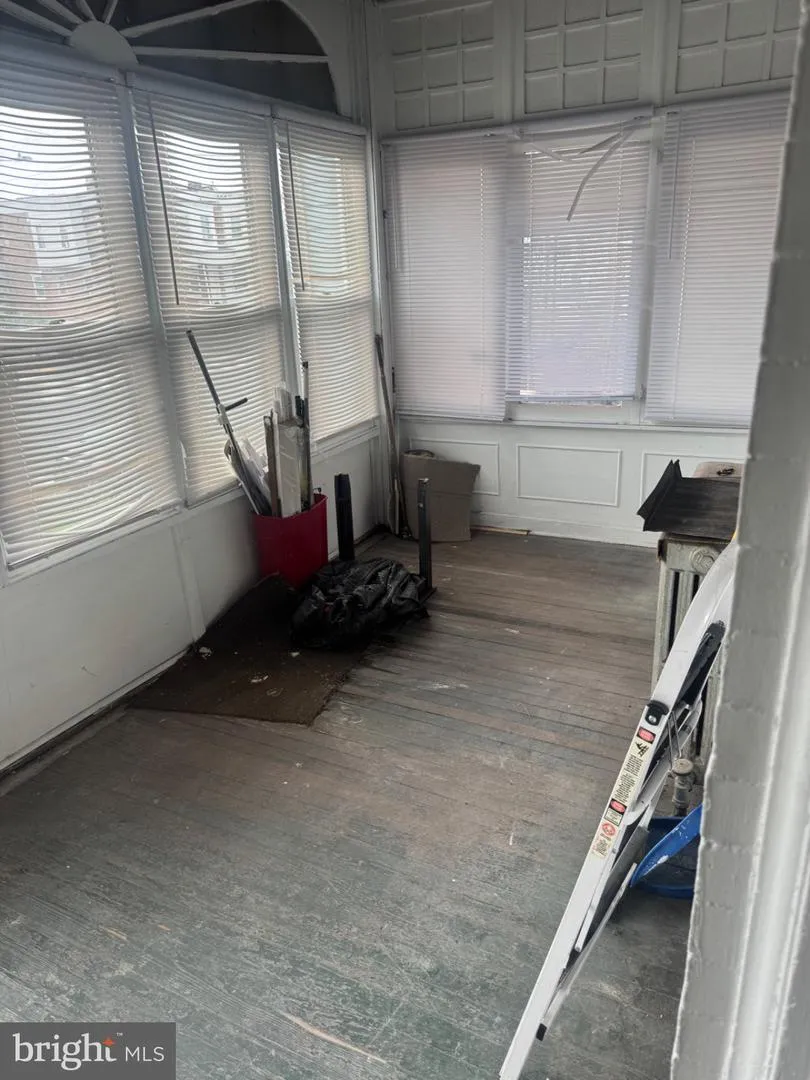 5403 THOMAS AVENUE Philadelphia, PA 19143