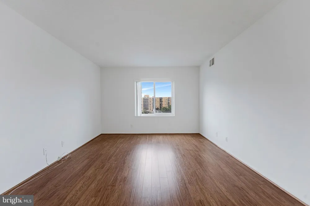 8380 GREENSBORO DRIVE #719 Mclean, VA 22102