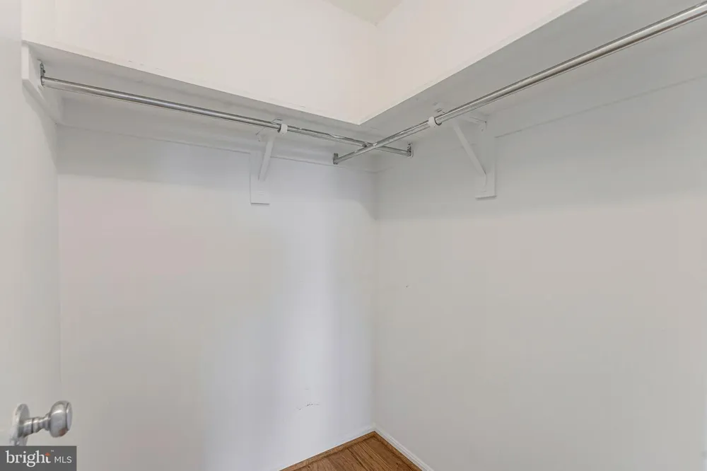 8380 GREENSBORO DRIVE #719 Mclean, VA 22102