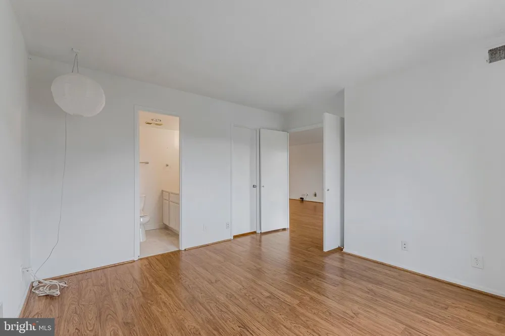 8380 GREENSBORO DRIVE #719 Mclean, VA 22102