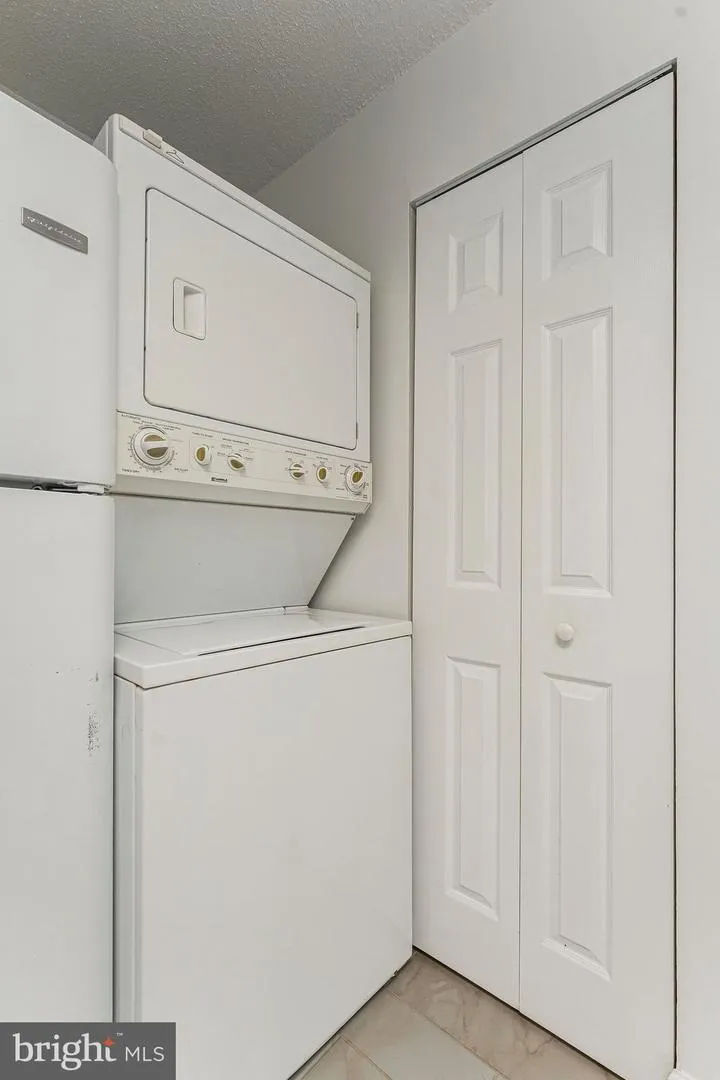 8380 GREENSBORO DRIVE #719 Mclean, VA 22102