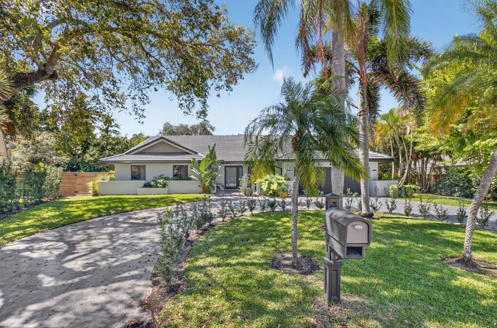 2200 SW 36th Terrace Delray Beach, FL 33445