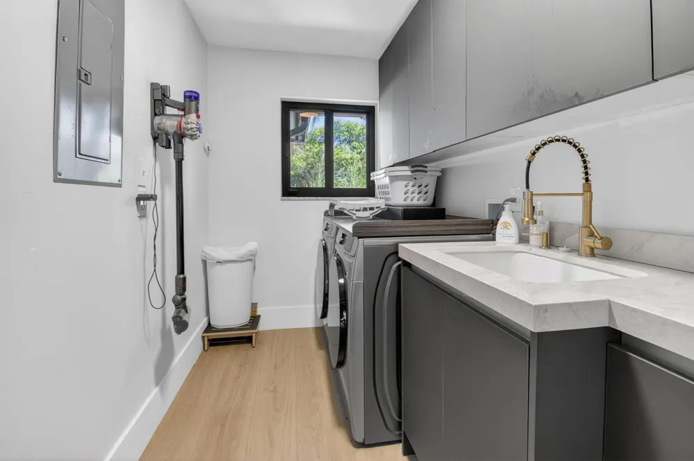 2200 SW 36th Terrace Delray Beach, FL 33445