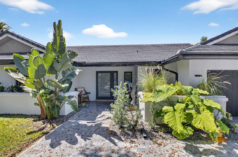 2200 SW 36th Terrace Delray Beach, FL 33445