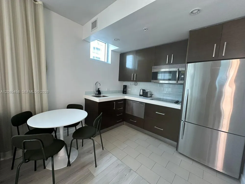 17315 Collins Ave #2006 Sunny Isles Beach, FL 33160