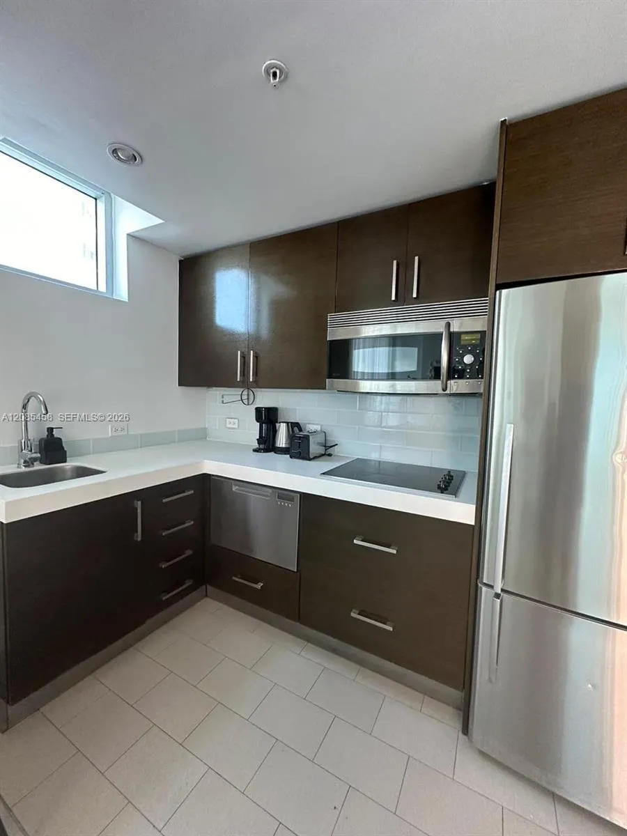 17315 Collins Ave #2006 Sunny Isles Beach, FL 33160