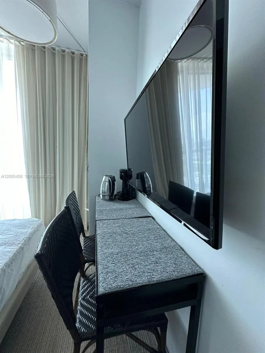 17315 Collins Ave #2006 Sunny Isles Beach, FL 33160