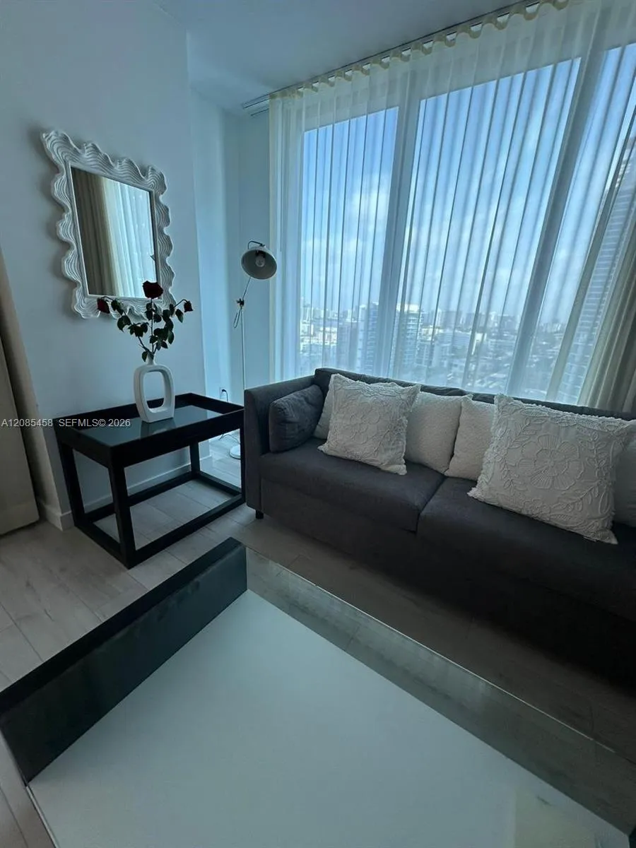 17315 Collins Ave #2006 Sunny Isles Beach, FL 33160