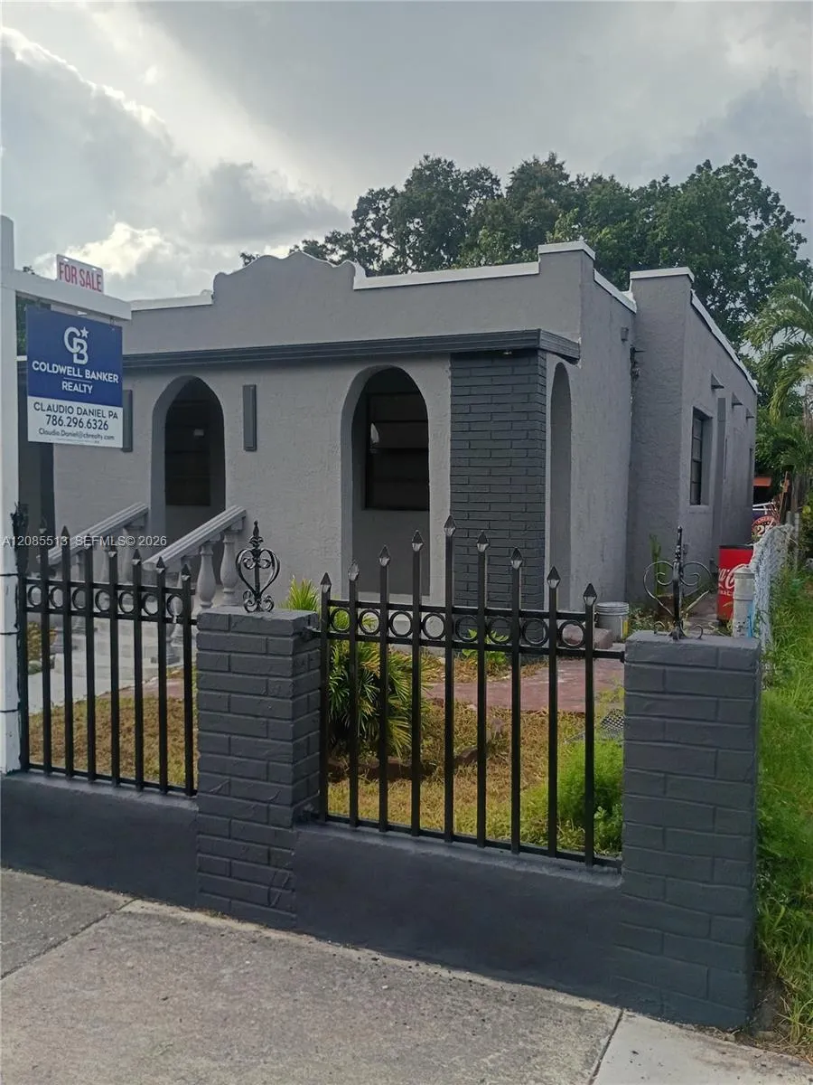 1853 NW 47th St Miami, FL 33142