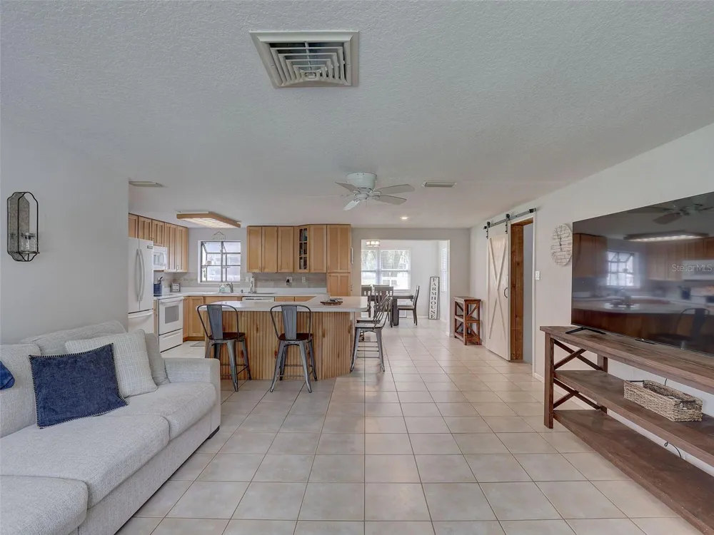 13102 GIBSON LANE Odessa, FL 33556