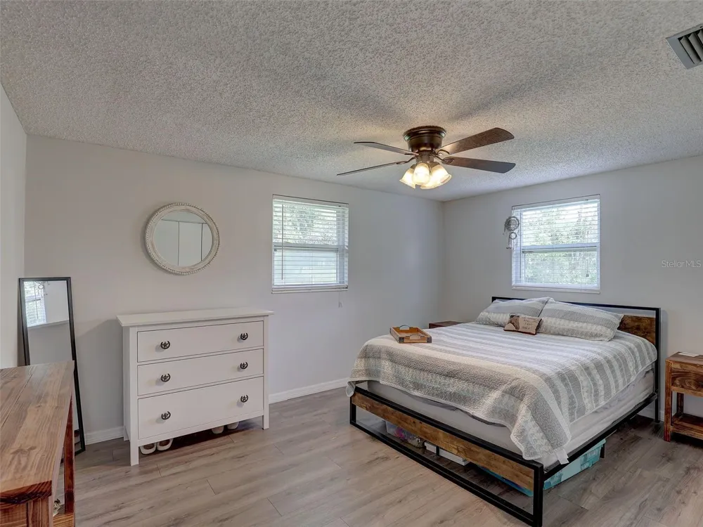13102 GIBSON LANE Odessa, FL 33556