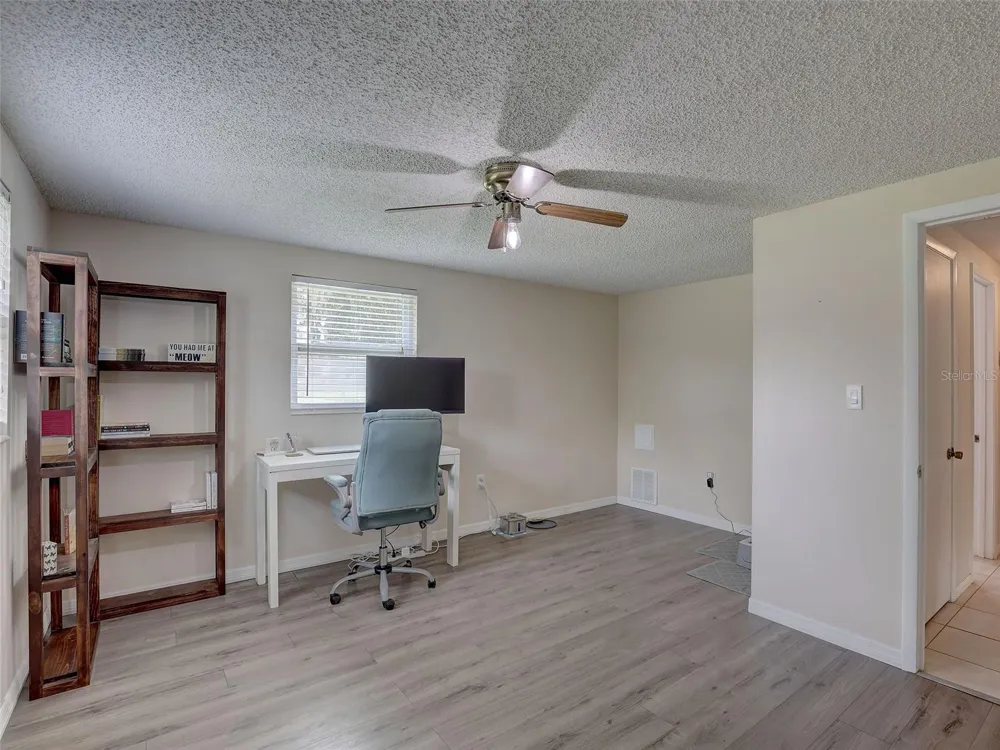 13102 GIBSON LANE Odessa, FL 33556