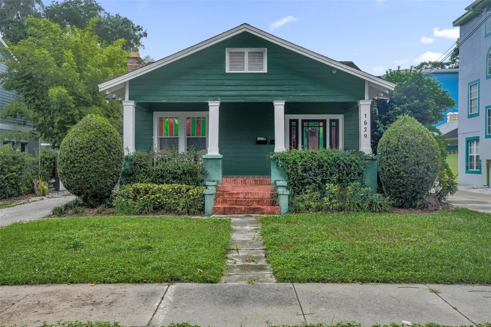 1629 FERRIS AVENUE Orlando, FL 32803