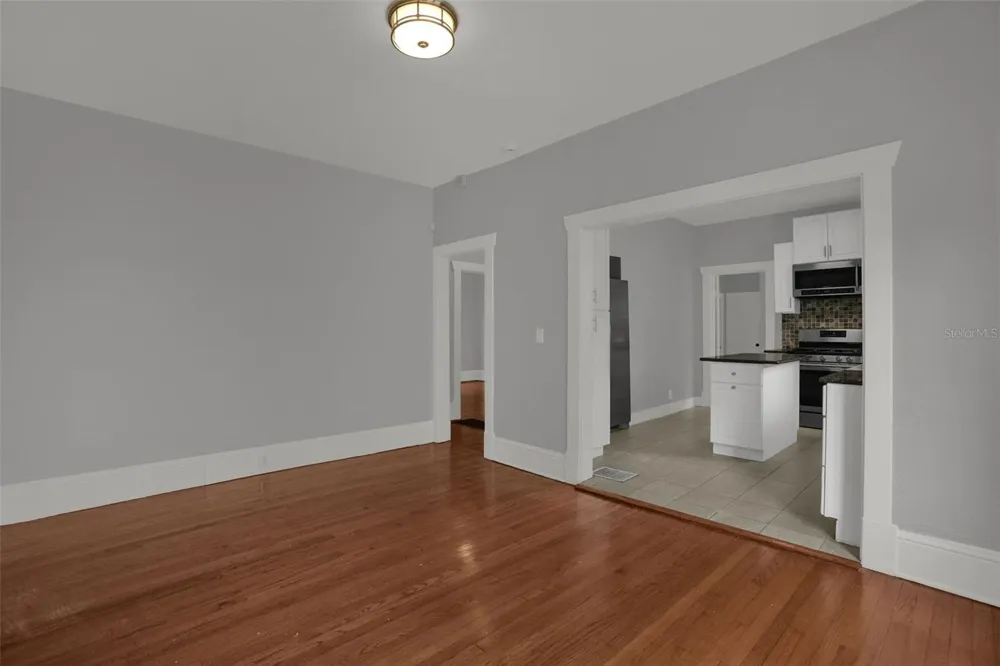 1629 FERRIS AVENUE Orlando, FL 32803