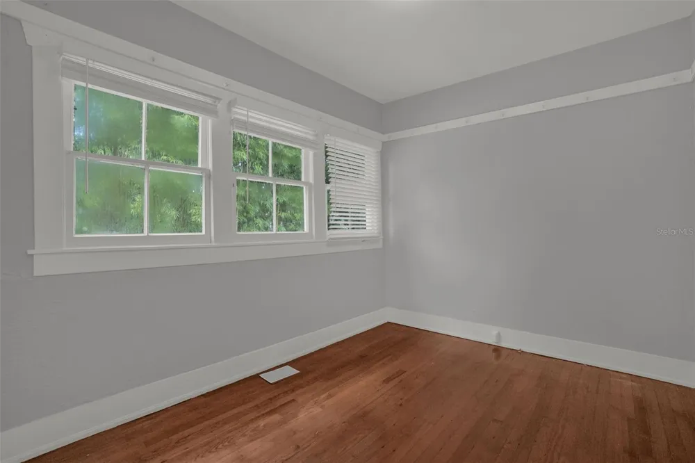 1629 FERRIS AVENUE Orlando, FL 32803