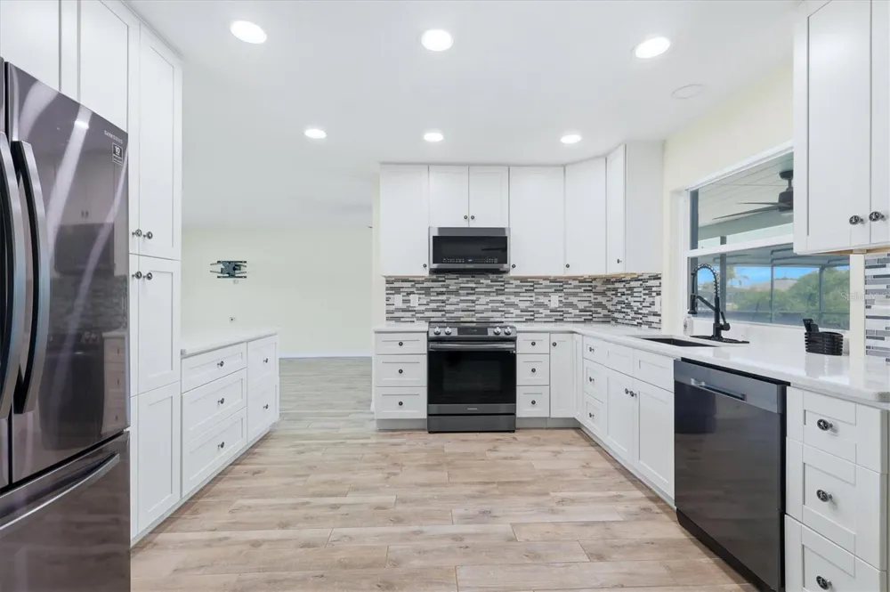 12383 QUINLAN AVENUE Port Charlotte, FL 33981
