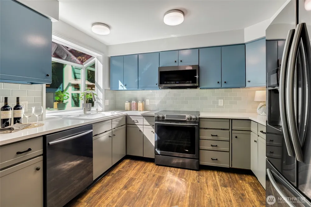 13715 26th Avenue NE Seattle, WA 98125