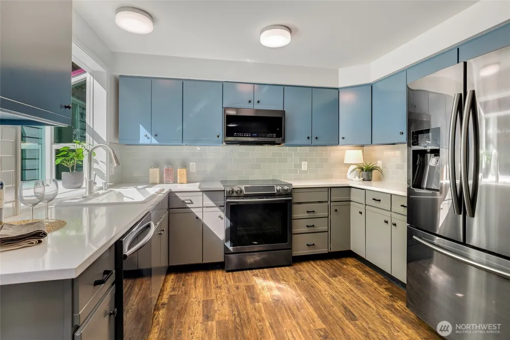 13715 26th Avenue NE Seattle, WA 98125
