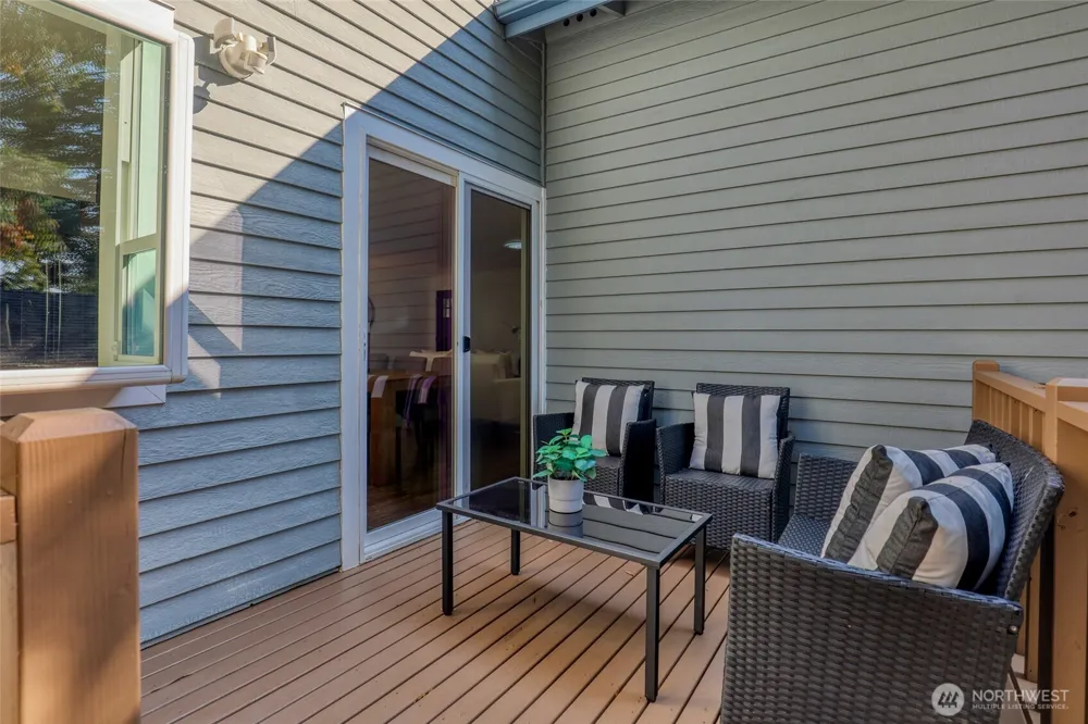 13715 26th Avenue NE Seattle, WA 98125