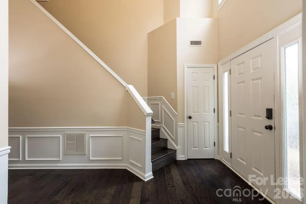 6337 Elderslie Drive Charlotte, NC 28269