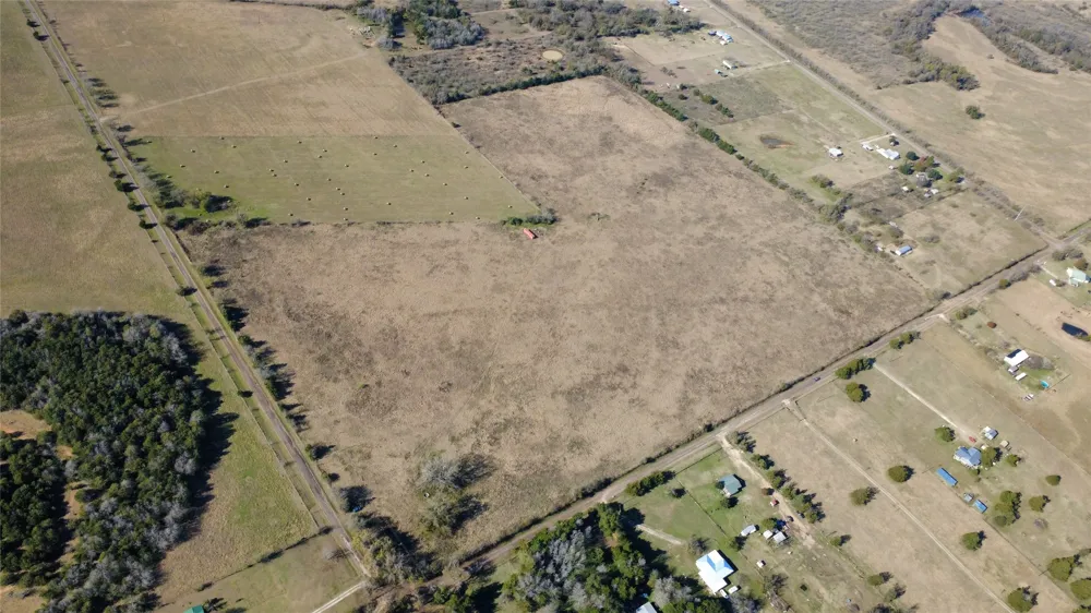 LCR 454 Groesbeck, TX 76642