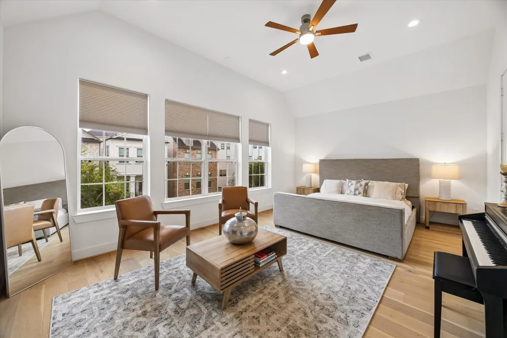 956 Dunleigh Meadows Lane Houston, TX 77055