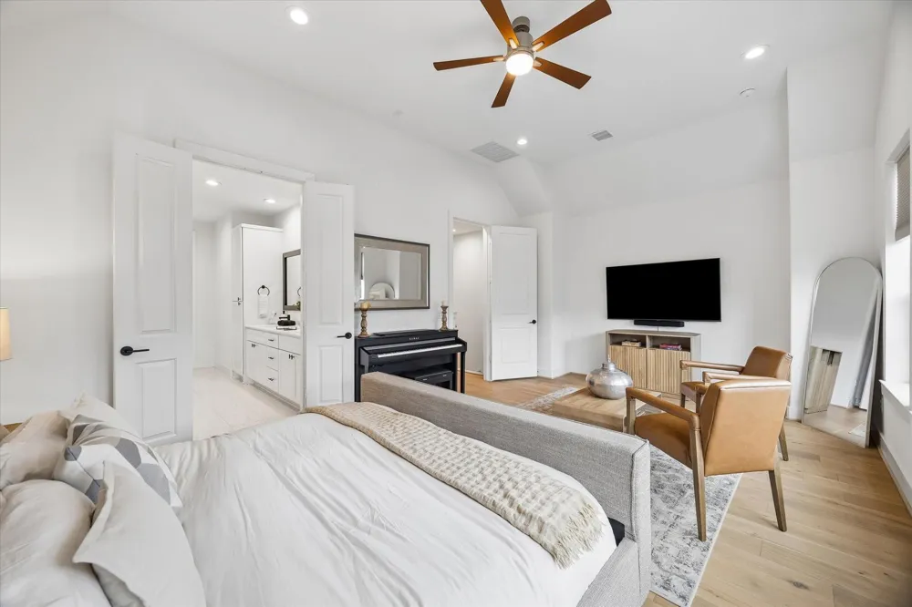 956 Dunleigh Meadows Lane Houston, TX 77055