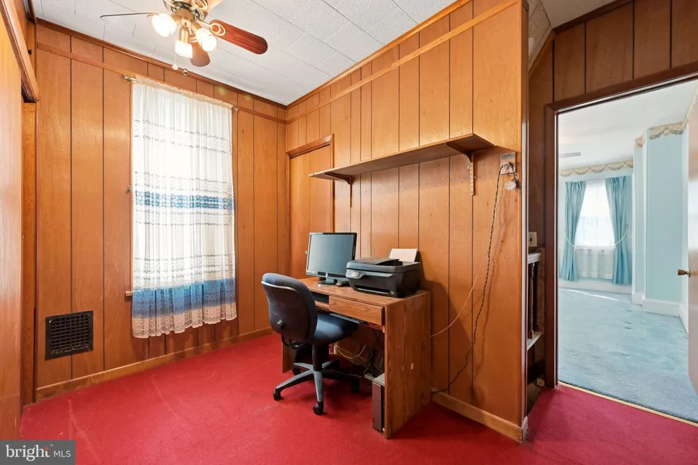 338 E UNION STREET Burlington, NJ 08016