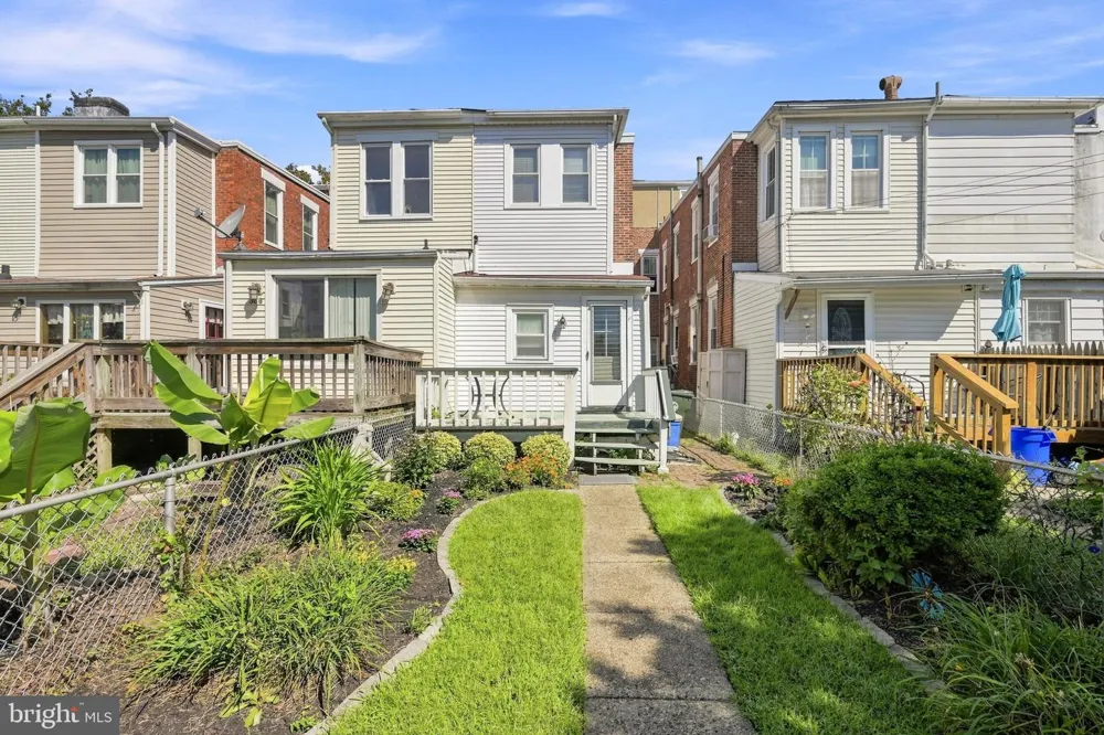 338 E UNION STREET Burlington, NJ 08016