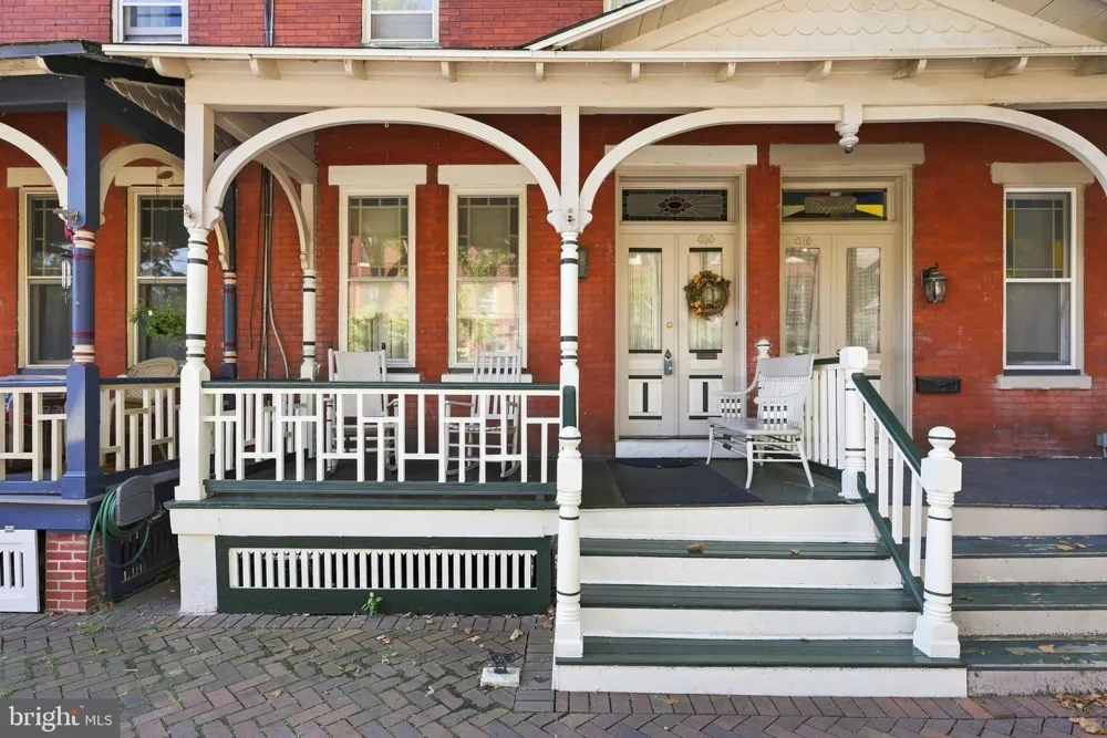 338 E UNION STREET Burlington, NJ 08016