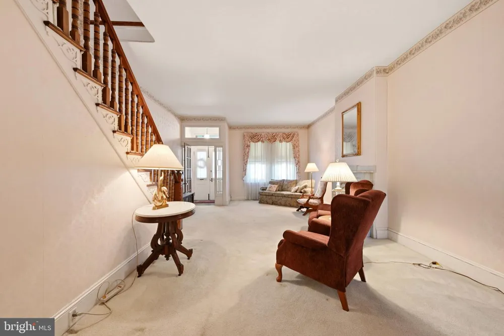 338 E UNION STREET Burlington, NJ 08016