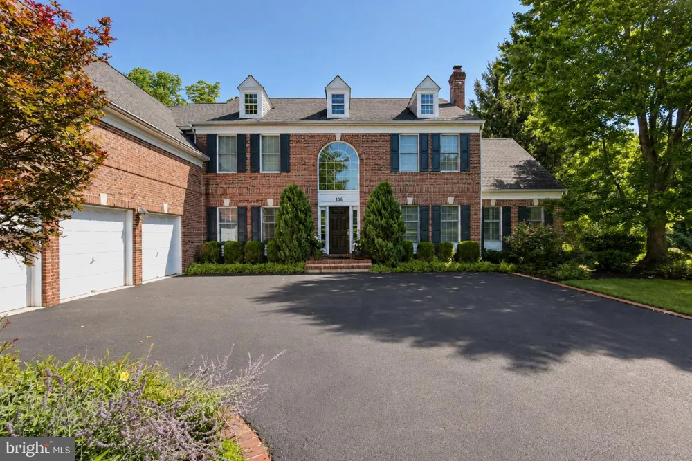 106 CHRISTOPHER DRIVE Princeton, NJ 08540