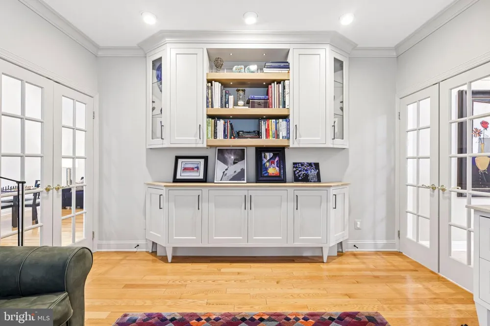 106 CHRISTOPHER DRIVE Princeton, NJ 08540