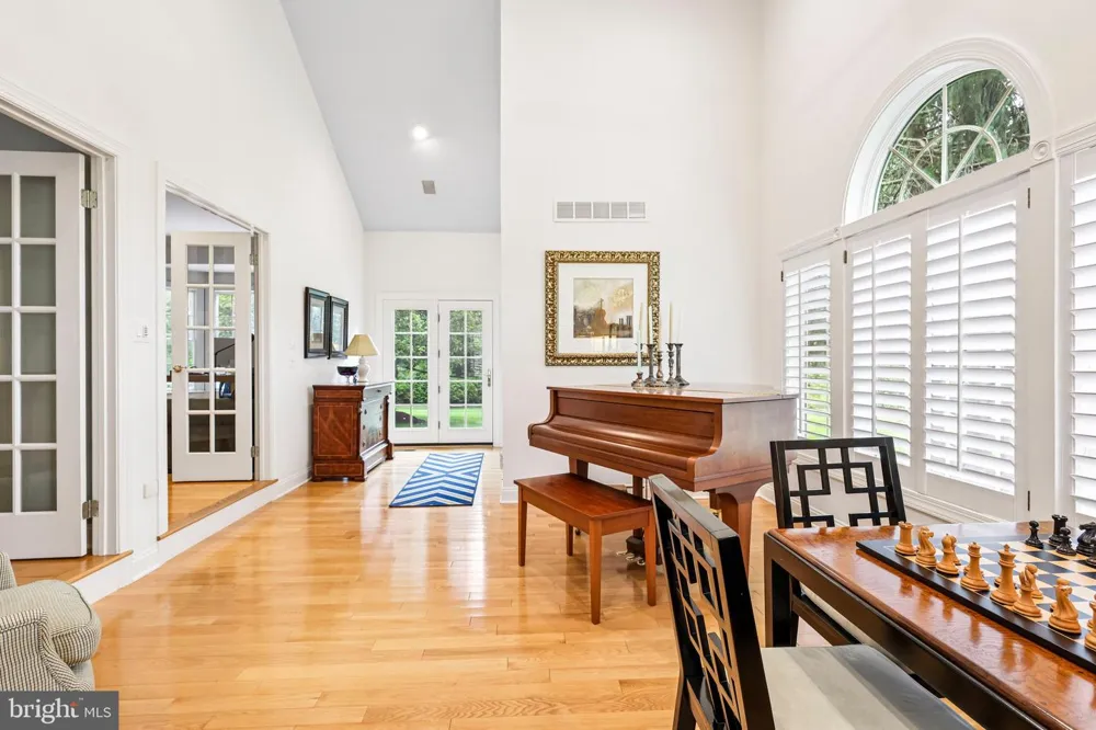 106 CHRISTOPHER DRIVE Princeton, NJ 08540