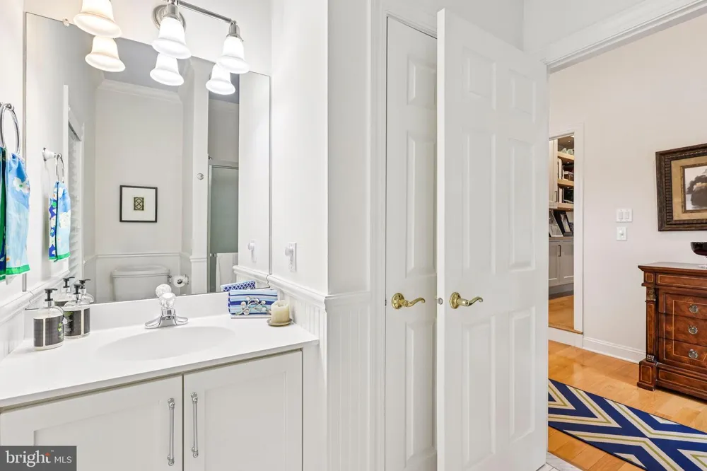 106 CHRISTOPHER DRIVE Princeton, NJ 08540