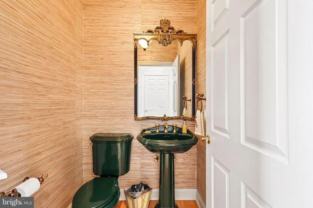 106 CHRISTOPHER DRIVE Princeton, NJ 08540