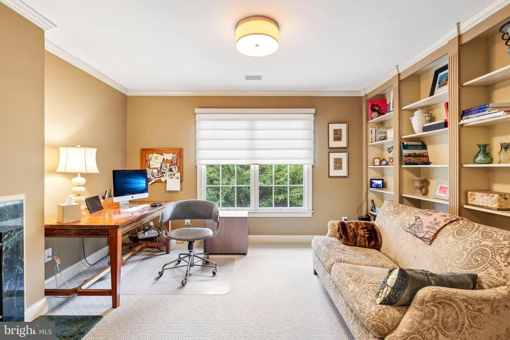 106 CHRISTOPHER DRIVE Princeton, NJ 08540
