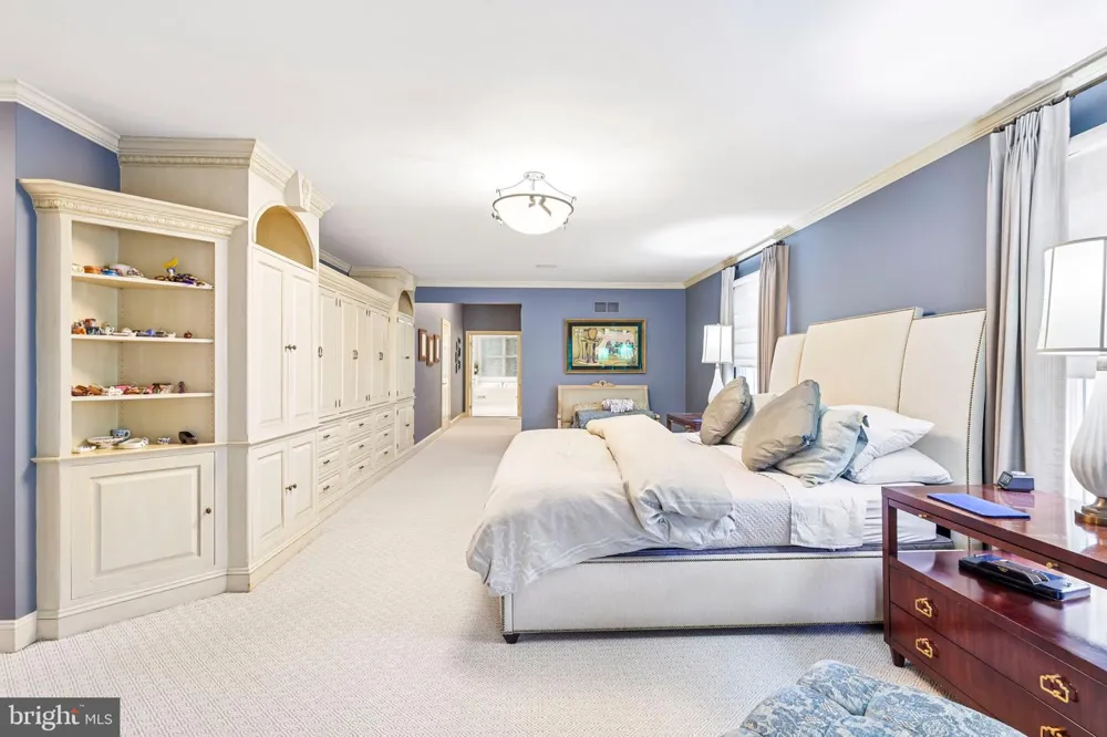 106 CHRISTOPHER DRIVE Princeton, NJ 08540