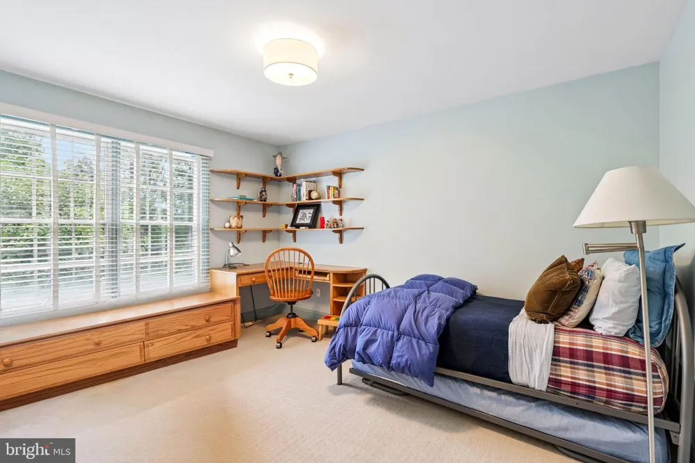 106 CHRISTOPHER DRIVE Princeton, NJ 08540