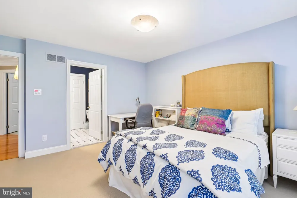 106 CHRISTOPHER DRIVE Princeton, NJ 08540