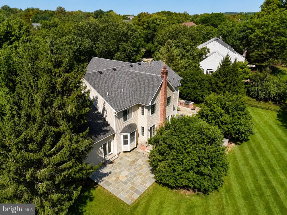 106 CHRISTOPHER DRIVE Princeton, NJ 08540