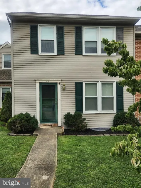 107 STONECREST COURT