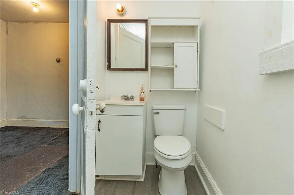 4421 Old Lexington Road Winston-Salem, NC 27107