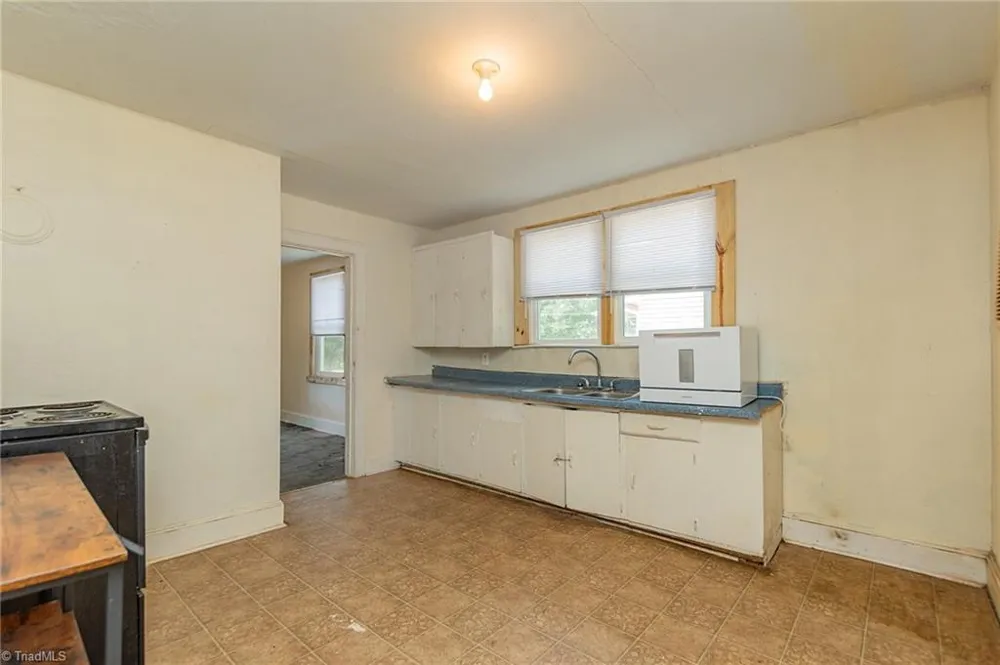 4421 Old Lexington Road Winston-Salem, NC 27107