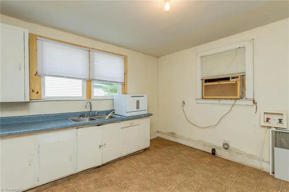 4421 Old Lexington Road Winston-Salem, NC 27107